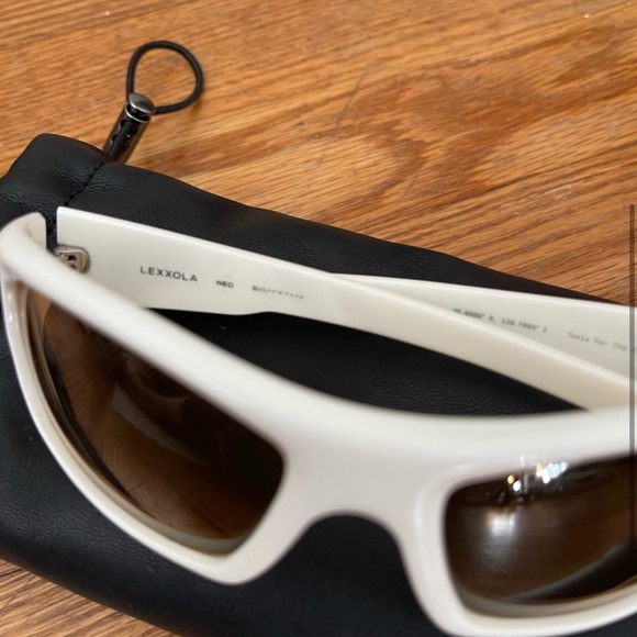 Lexxola Neo Sunglasses - White + Honey